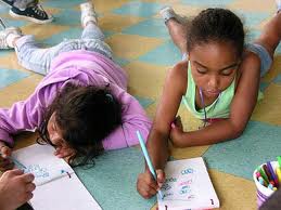 children drawing